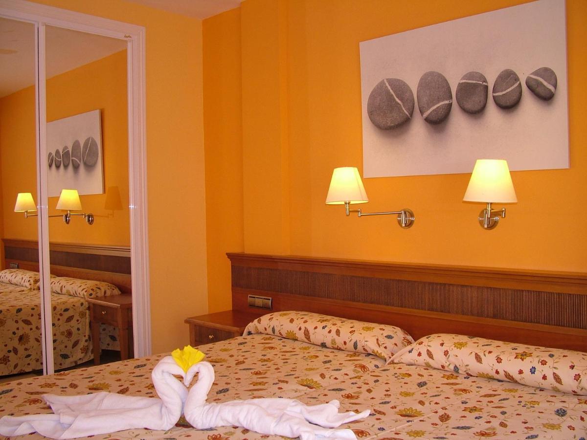 Aparthotel El Cerrito Playa Cancajos.- BreNa Baja  Eksteriør billede