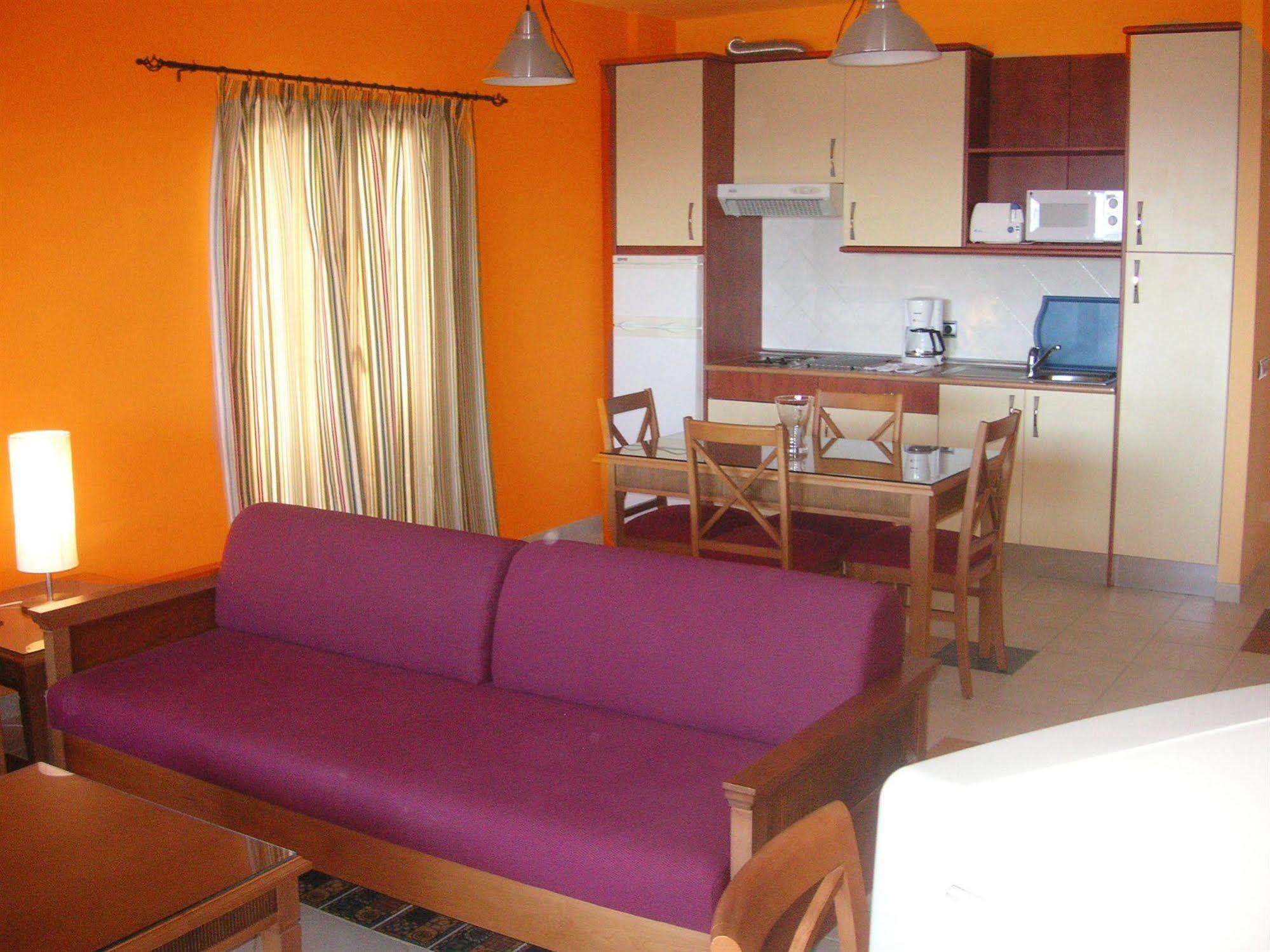 Aparthotel El Cerrito Playa Cancajos.- BreNa Baja  Eksteriør billede